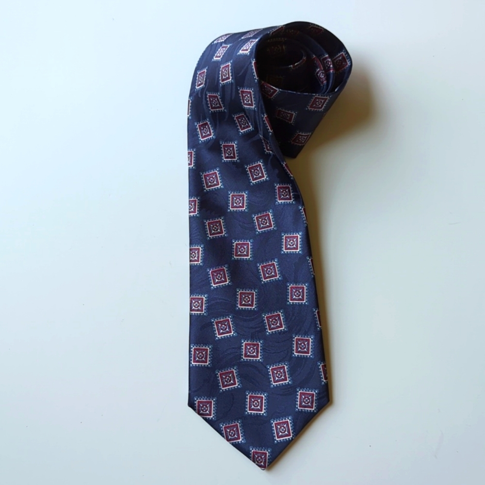 Botany 500 Tie
